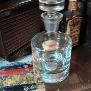 Elegant Clear Glass Decanter